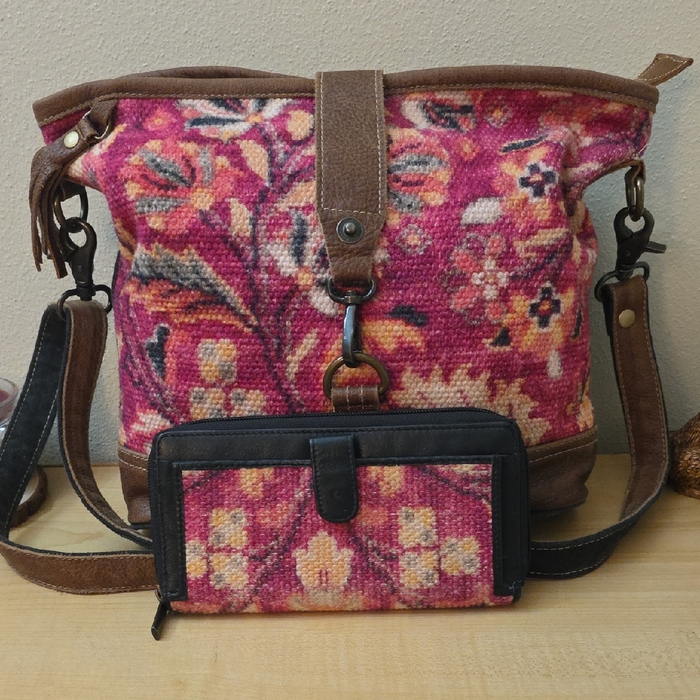 Floral Pink and Brown Women's Bag Set